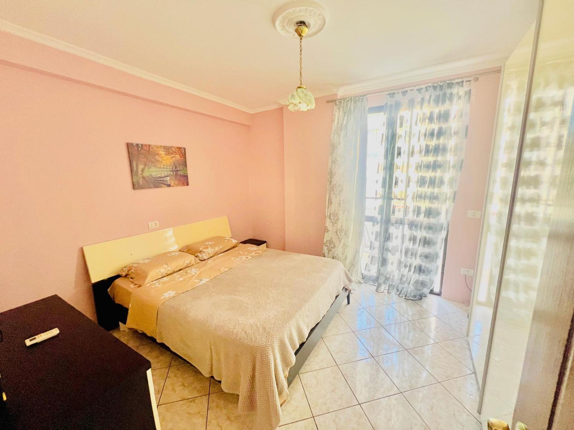 Lovely 3-Bedroom Rental Unit In Durres Exterior photo